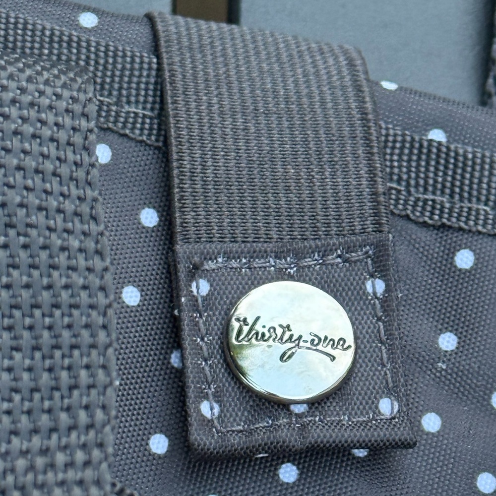 Thirty One (31) Timeless Makeup Bag City Charcoal Swiss Dot - Picture 4 of 9